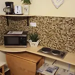 Sarreti Apartmanhaz * Balatonfured