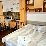 Apartment Sarreti Apartmanhaz Balatonfured