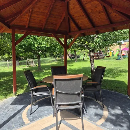 Apartman Sárréti *