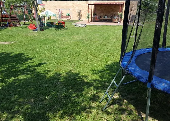 Lägenhet Sarreti Apartmanhaz *