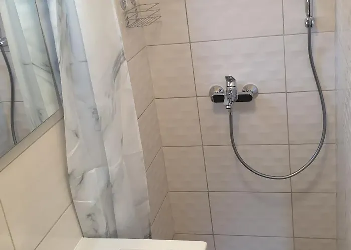 Sarreti Apartmanhaz Balatonfured