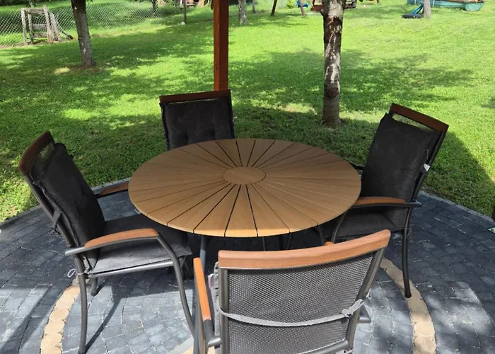 Sarreti Apartmanhaz Appartement *