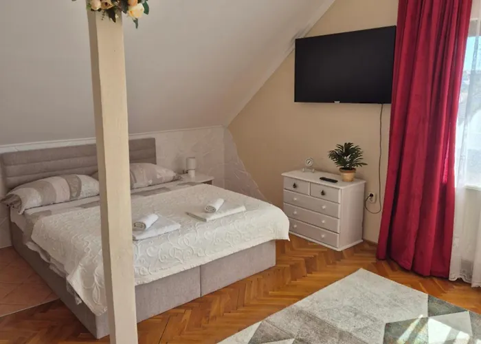 Appartement Sarreti Apartmanhaz